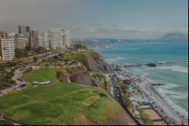 La economía peruana cerró el 2023 con una caída de 0,55 %./ Foto Unsplash - Creators Brand.
