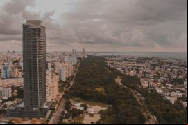 Con parte de los fondos recaudados en la emisión verde, la isla caribeña planea conserva áreas marinas protegidas./ Unsplash - Asael Peña.