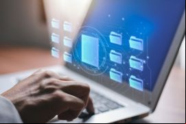 Las bases de datos son conjuntos de datos personales organizados en medios físicos / Canva