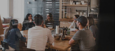 Para Ibarra, en el sector legal latino hay ahora un enfoque más consciente y moderno en la gestión del talento y su correspondiente compensación. / Unsplash.